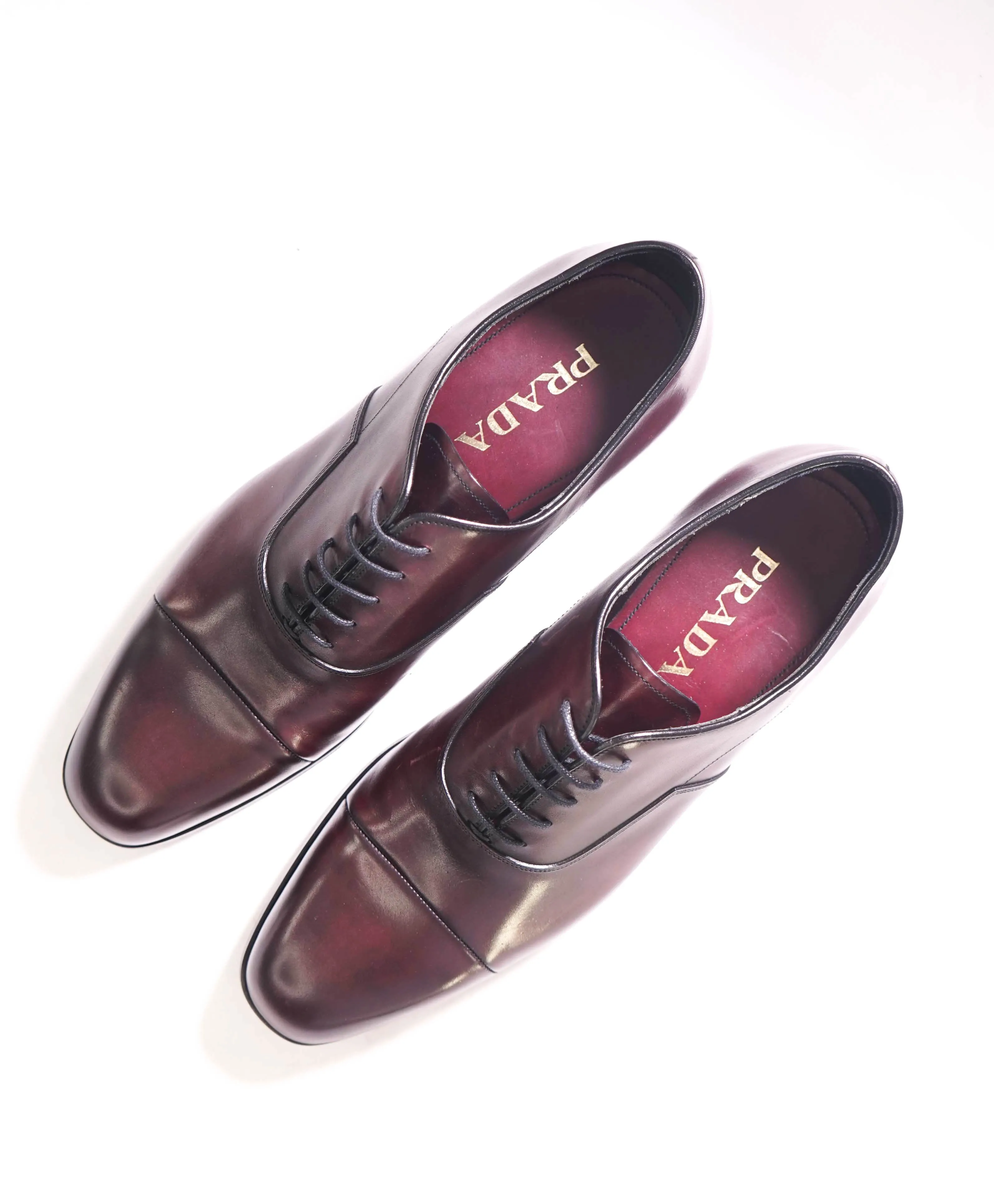 $1,250 PRADA - Shell Cordovan Burgundy Cap-Toe Leather Oxfords - 10 US (9 Prada)