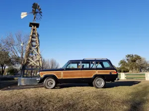 1987 JEEP GRAND WAGONEER - 4X4 - BL #2174 - HOLD