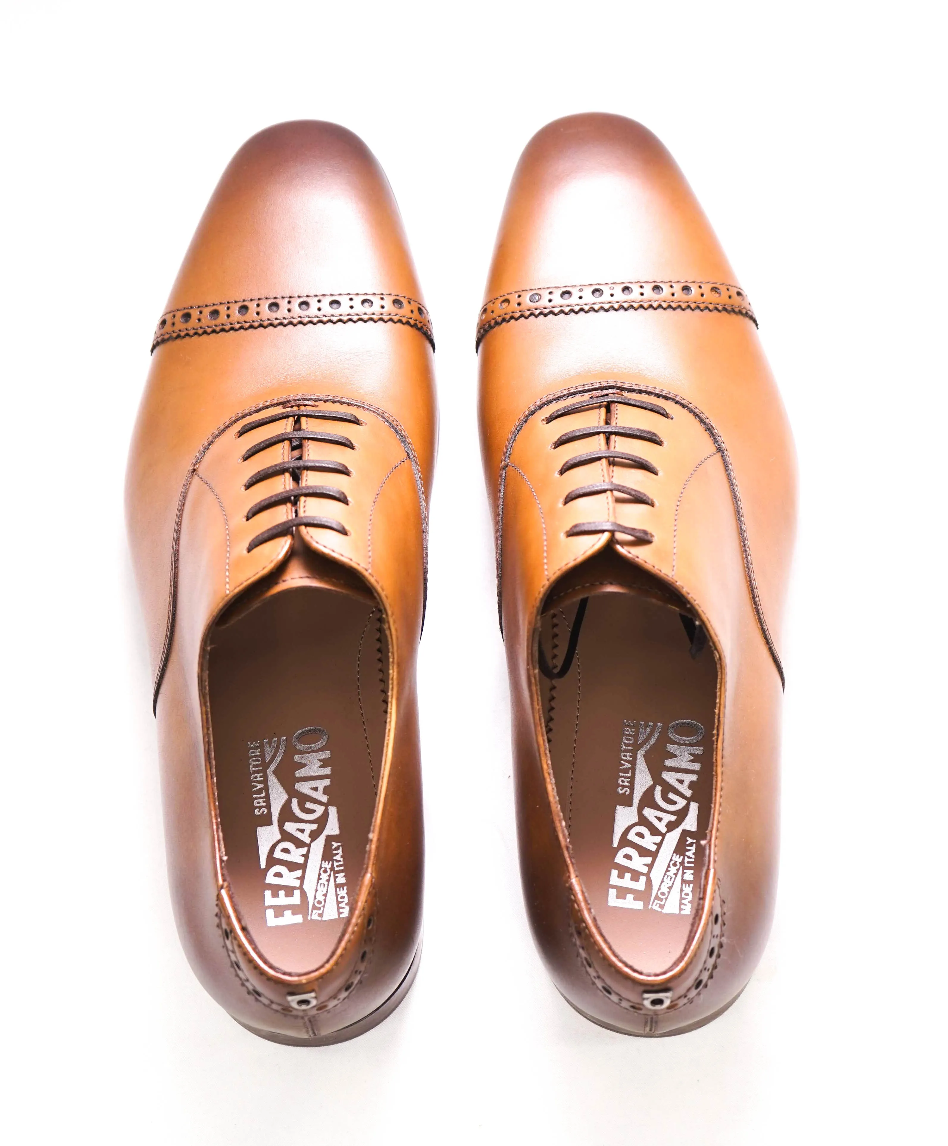 $750 SALVATORE FERRAGAMO - "BOSTON" Apron-Toe Oxford - 8 D US