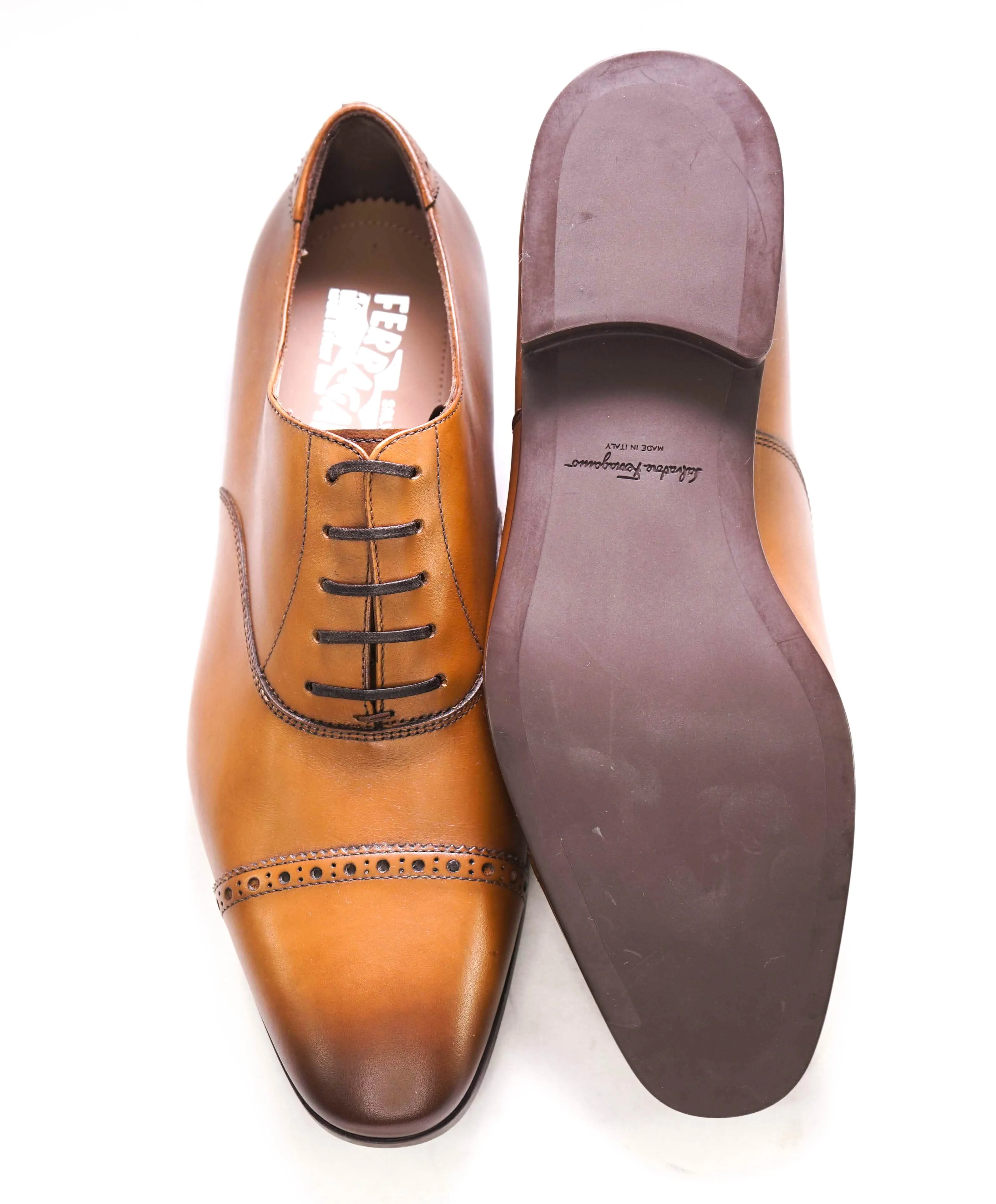 $750 SALVATORE FERRAGAMO - "BOSTON" Apron-Toe Oxford - 8.5 D US