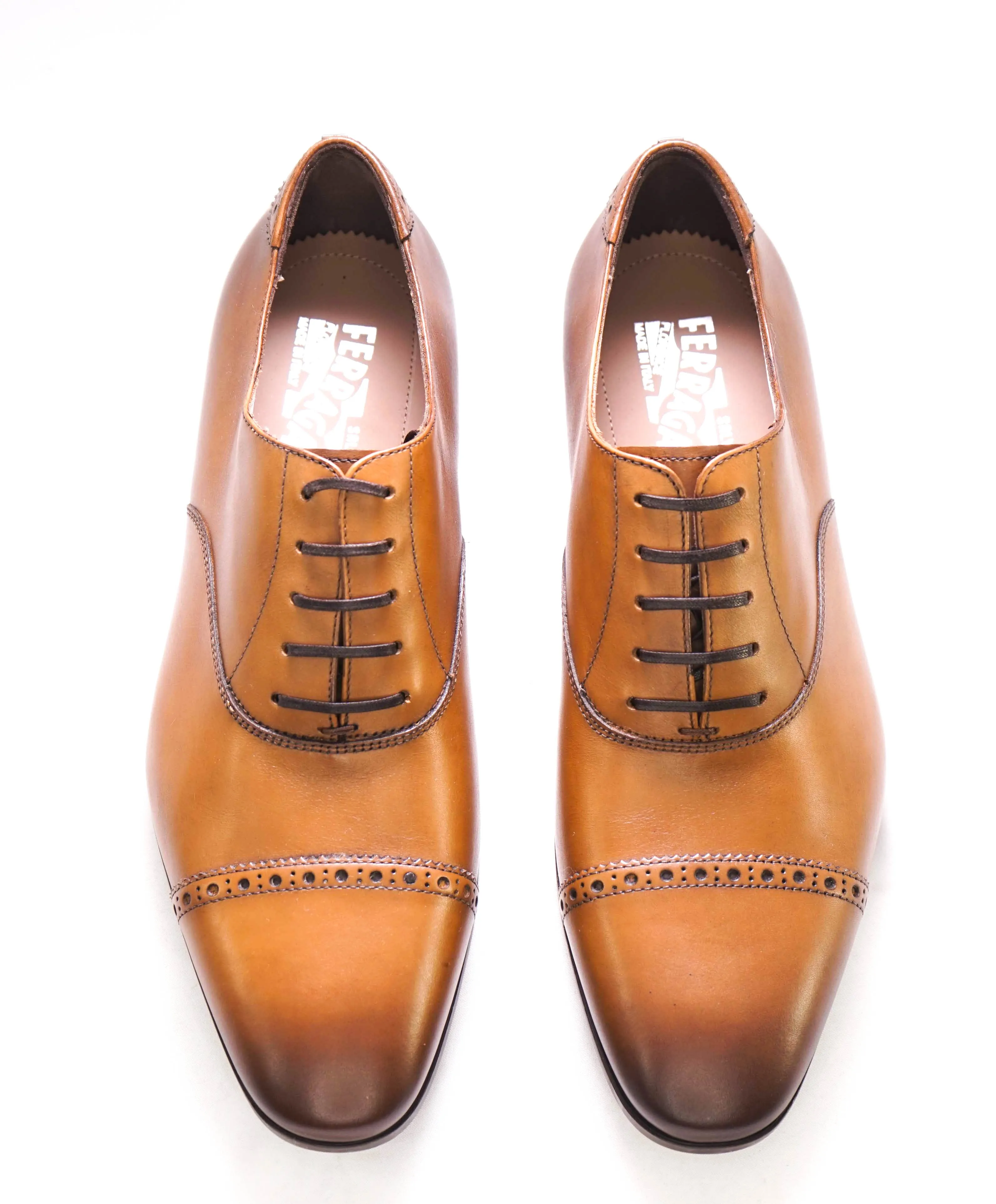 $750 SALVATORE FERRAGAMO - "BOSTON" Apron-Toe Oxford - 8.5 D US