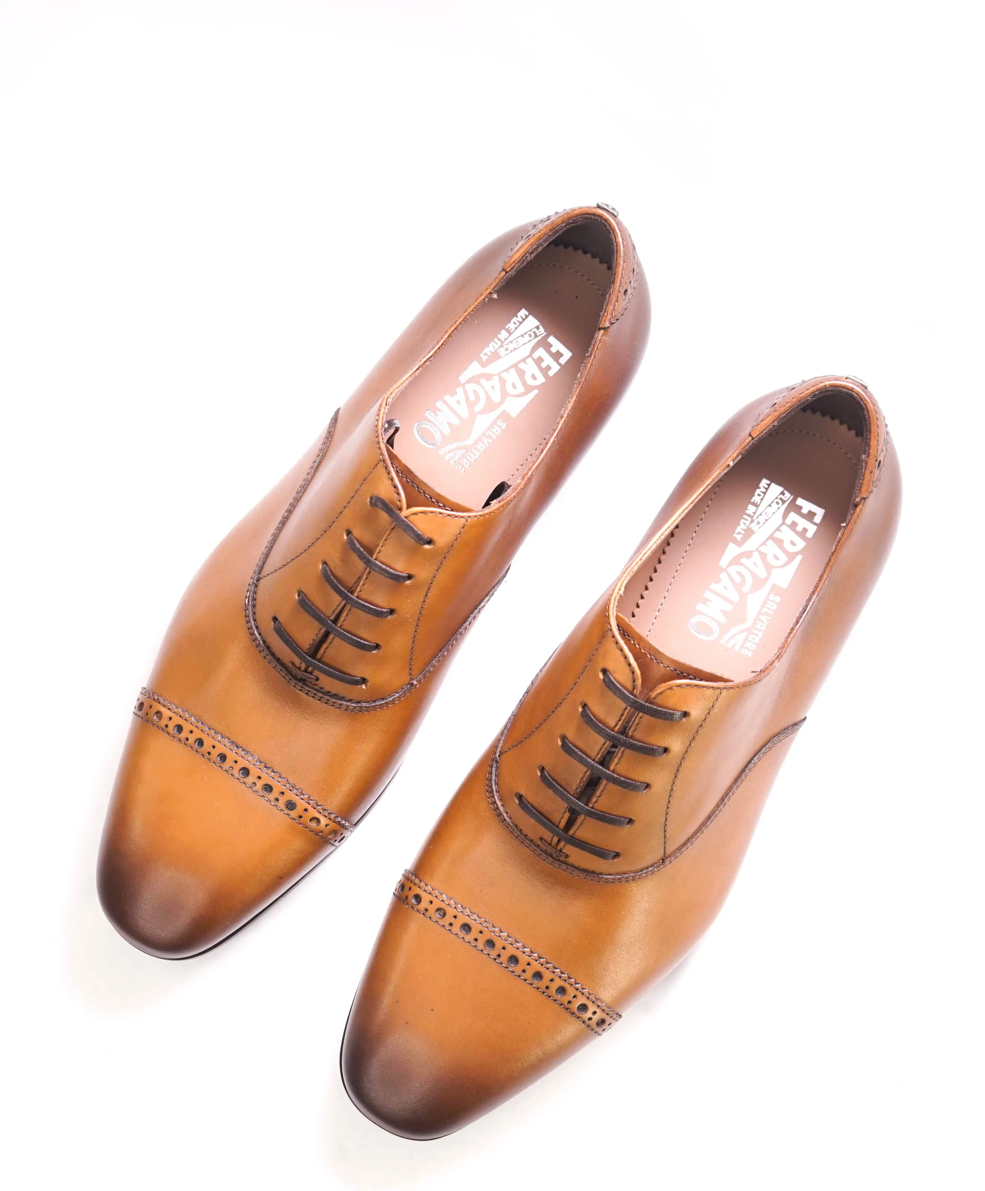 $750 SALVATORE FERRAGAMO - "BOSTON" Apron-Toe Oxford - 8.5 D US