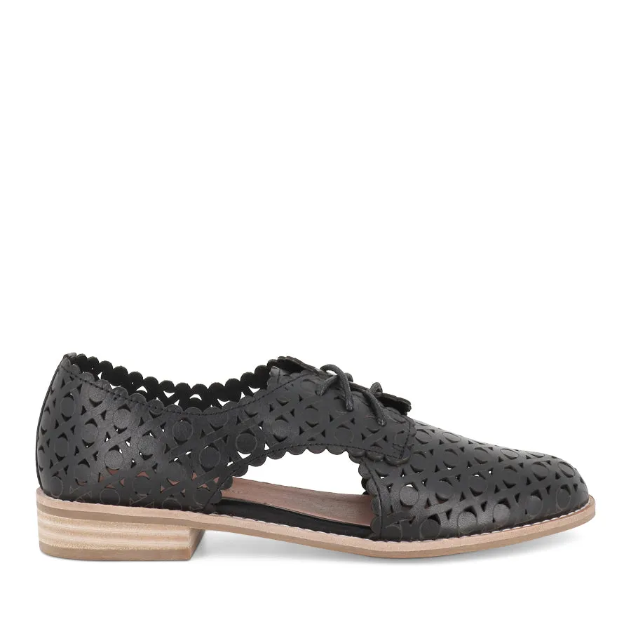 ALBERTOS - BLACK LEATHER