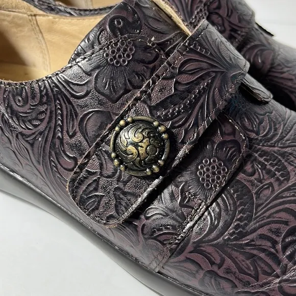 Alegria Joleen Molasses Brown Tooled Leather Slip On Oxford Size 40 / 10