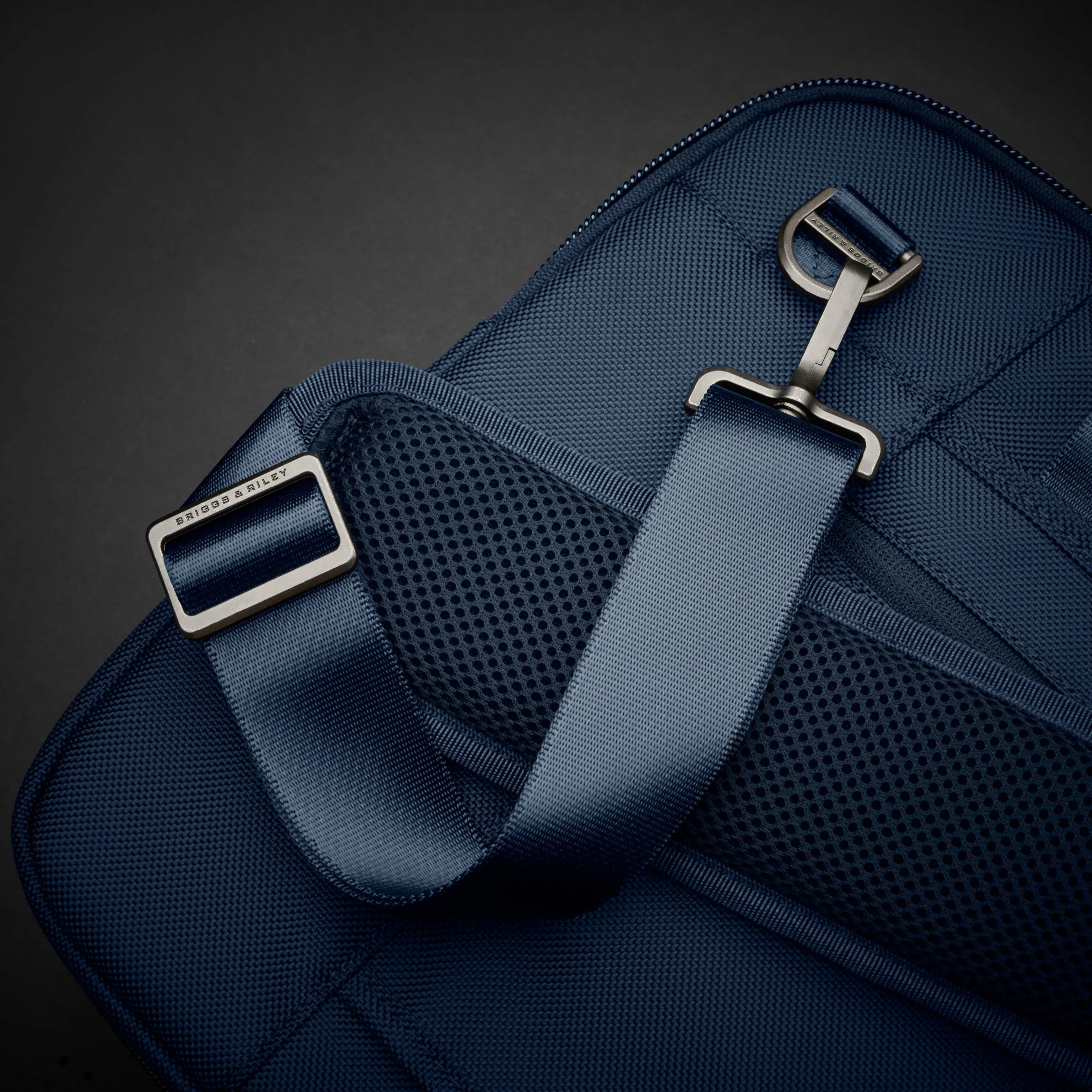 Briggs and Riley @work Medium Expandable Brief - Navy