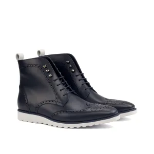 Brogue Boot • Navy