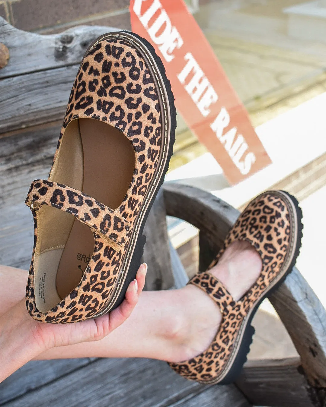 CERTIFIED BY CORKYS - LEOPARD