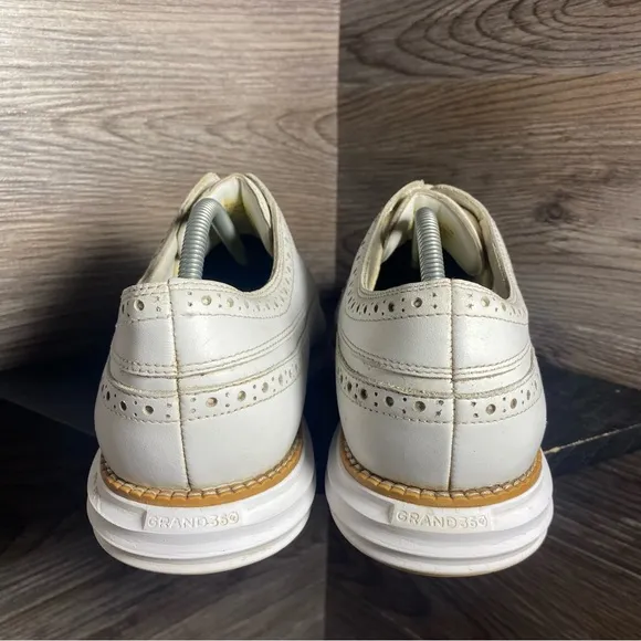 Cole haan og wing tip oxford white leather