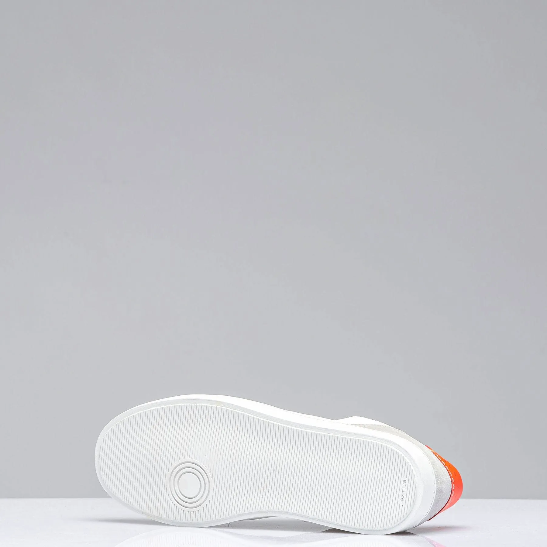 Dash Shoe In White/ Red
