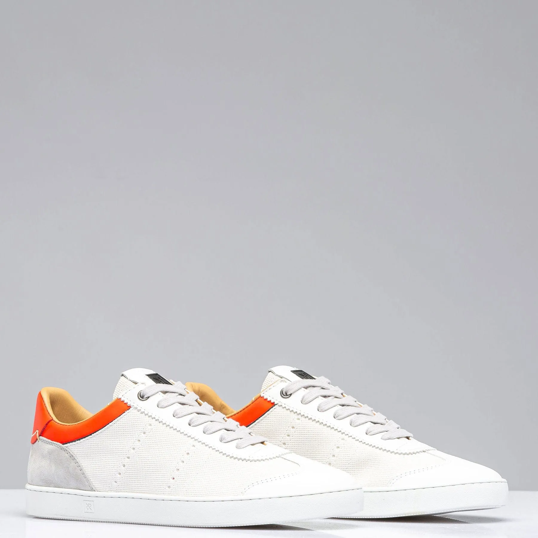 Dash Shoe In White/ Red