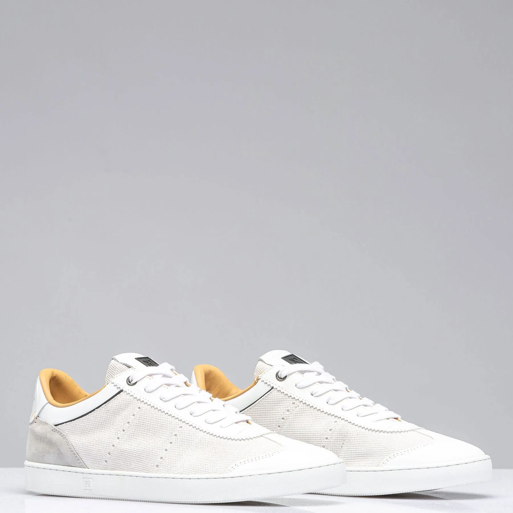 Dash Shoe In White