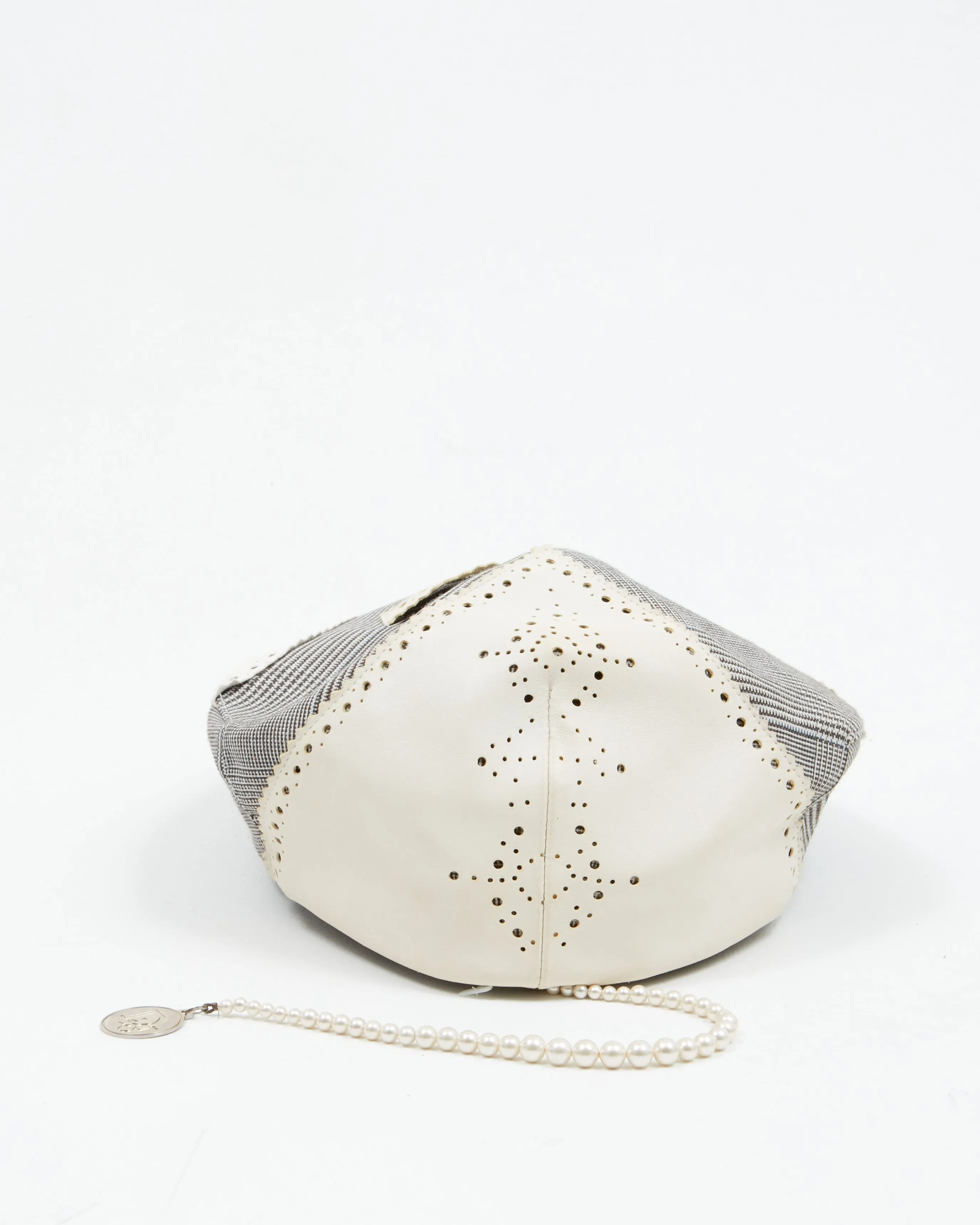 Dior Black/White Brogue Patent Leather & Fabric Faux Pearl D-Trick Beret - 56