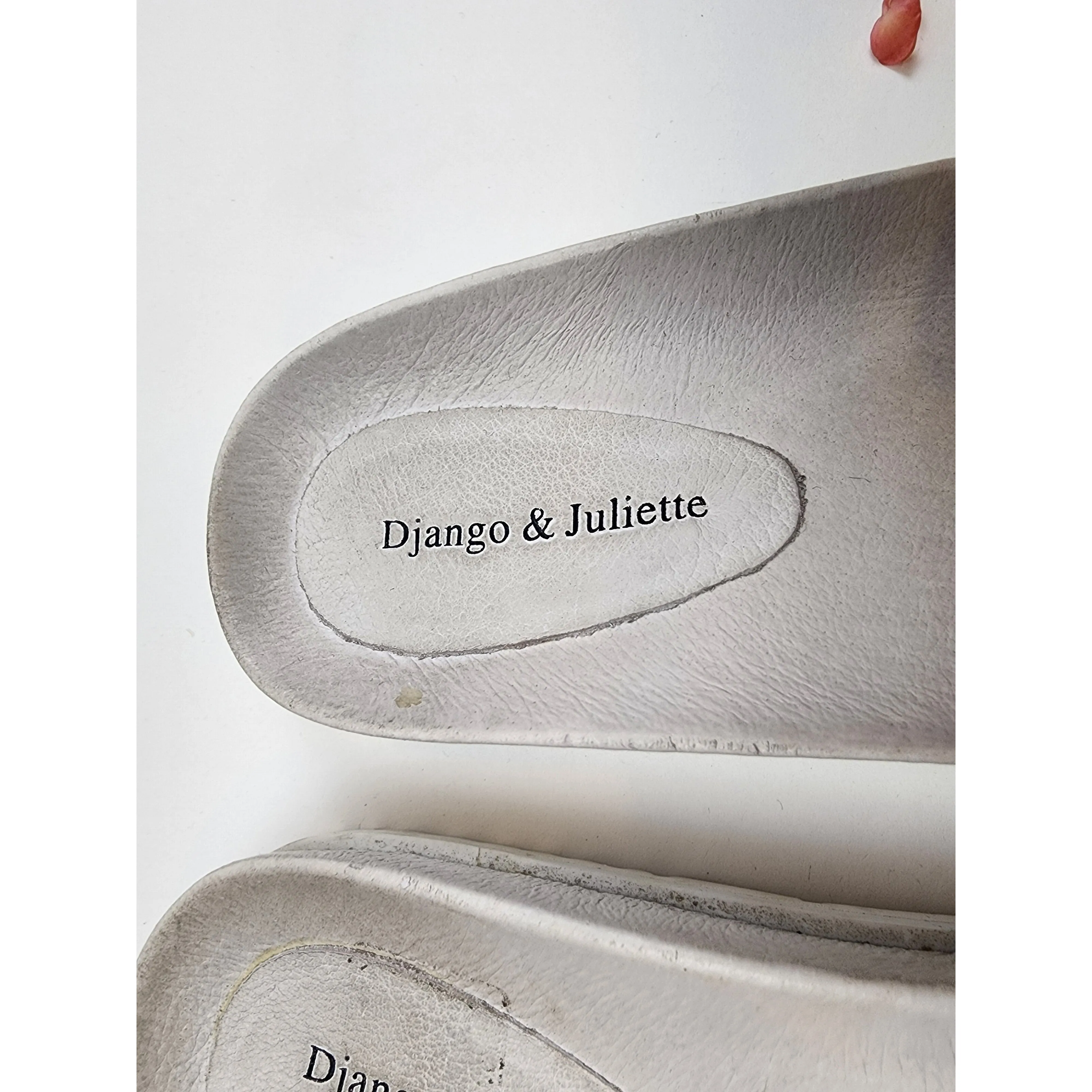 Django and Juliette white slip on shoes with adjustable velcro strap size 37