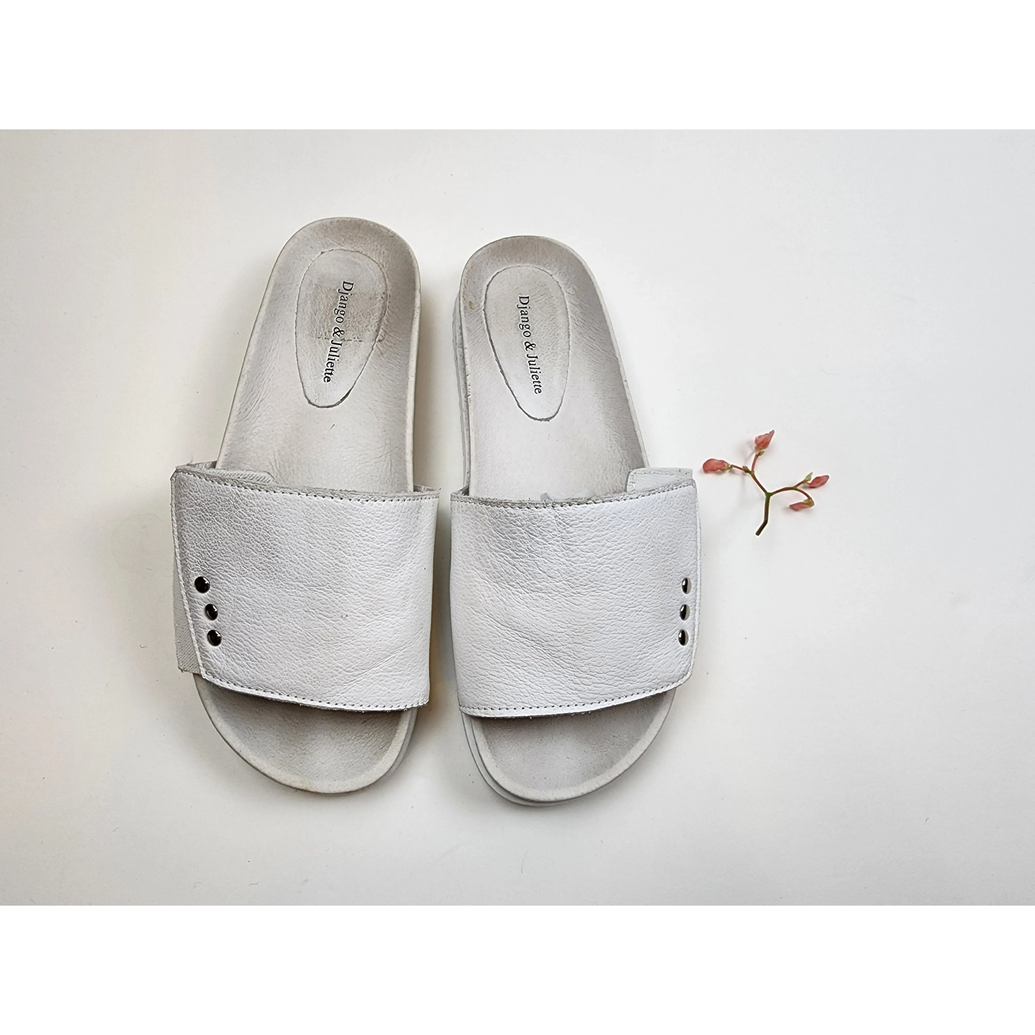 Django and Juliette white slip on shoes with adjustable velcro strap size 37
