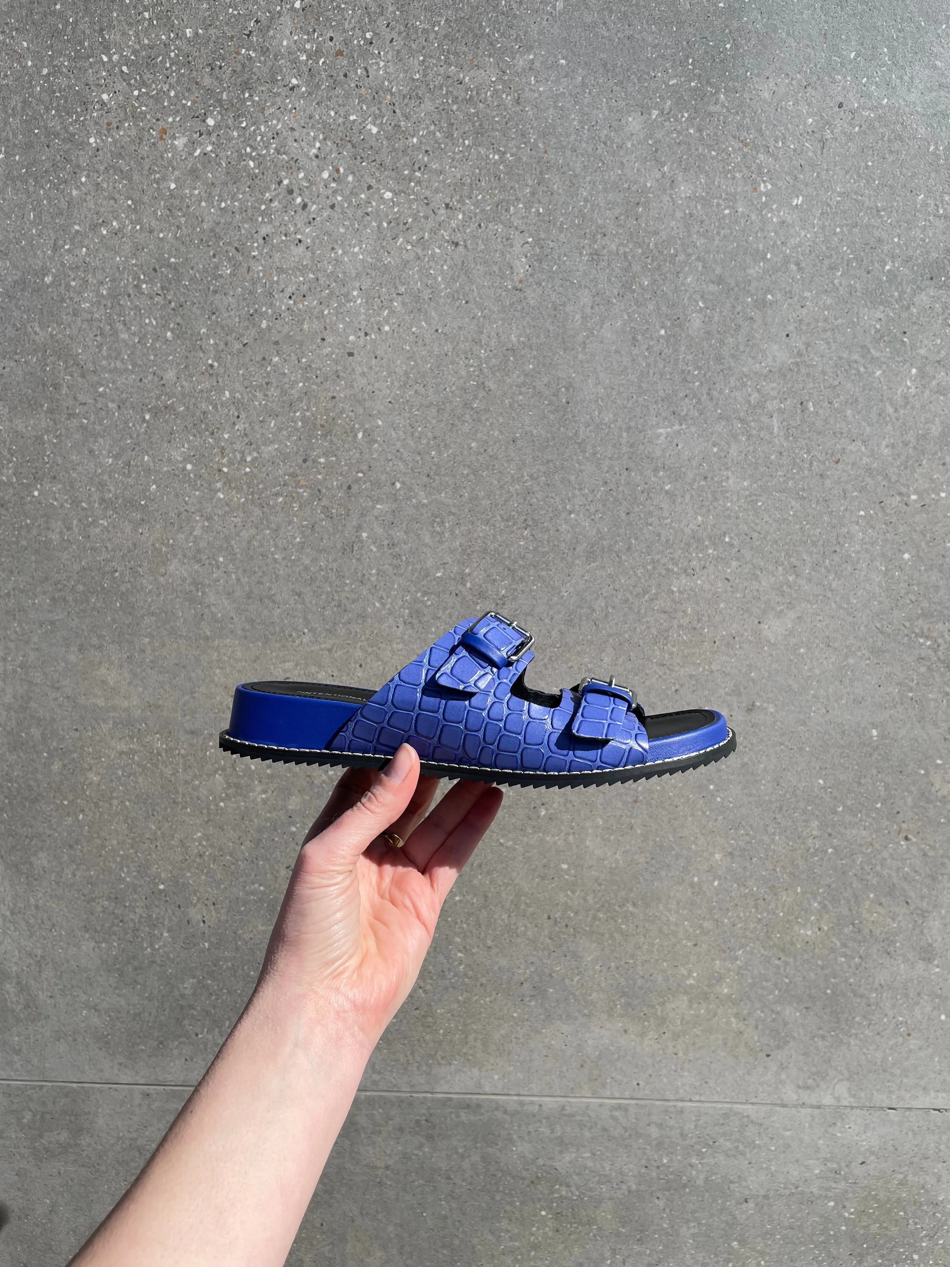 DOT SANDAL