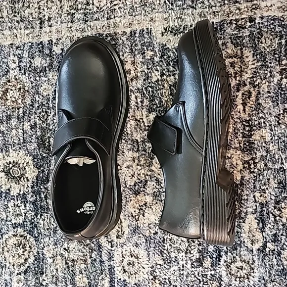 Dr. Martens Brand New Kamron School Oxford