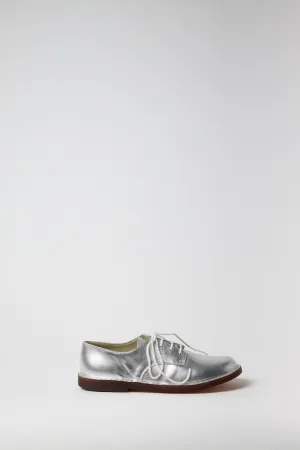 Easy Lace-Up Shoe