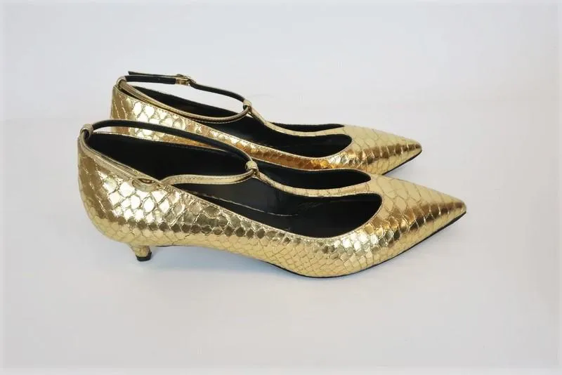 Giuseppe Zanotti Pumps Gold Snake-Embossed Leather Size 38 T-Strap Kitten Heel