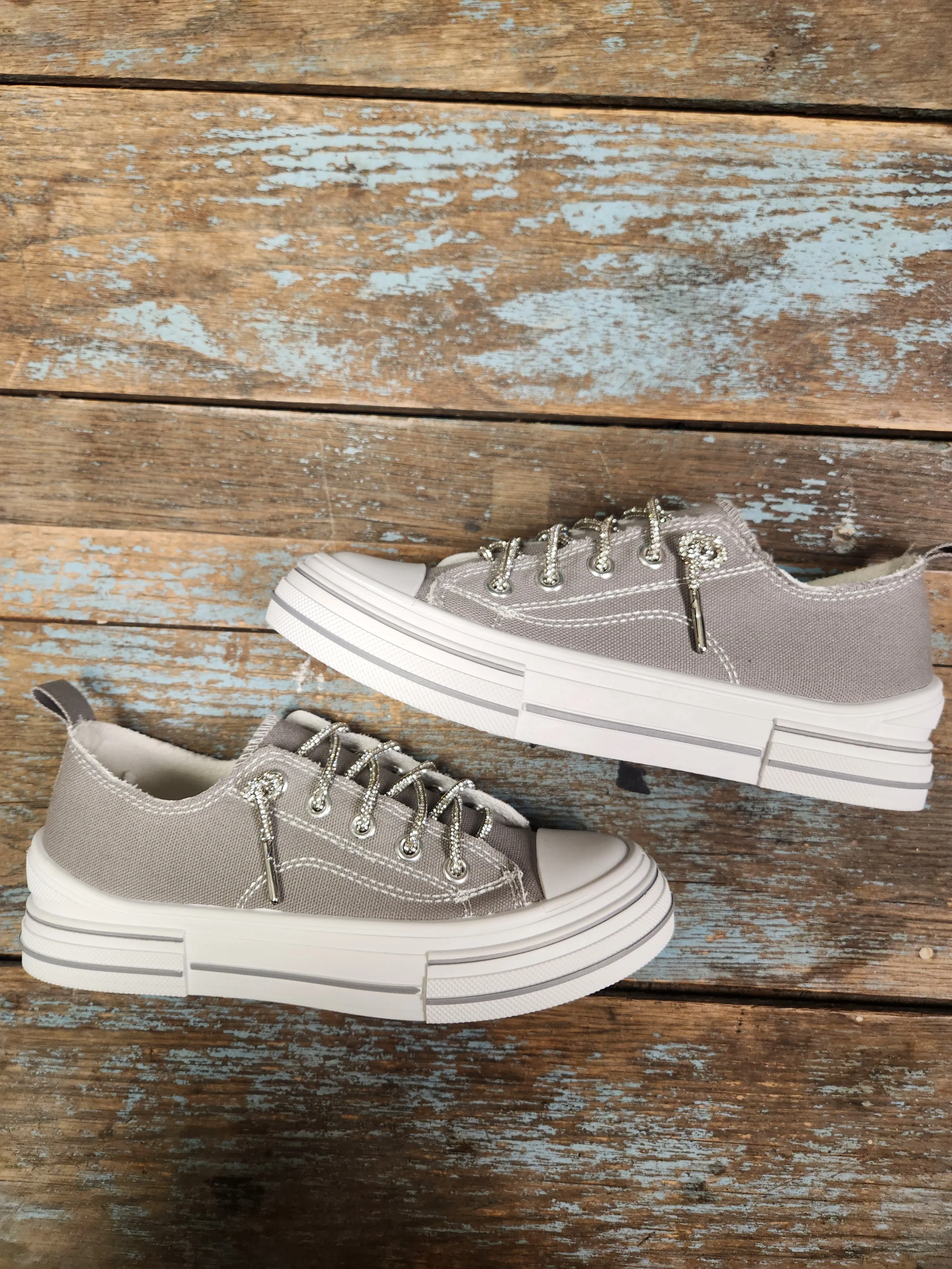 Grey Aman 2 Women's Lace Up Sneaker