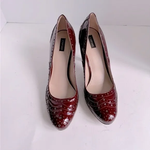 Joan &amp; David patent leather perforated pumps. Size 10