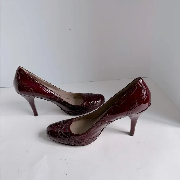 Joan &amp; David patent leather perforated pumps. Size 10