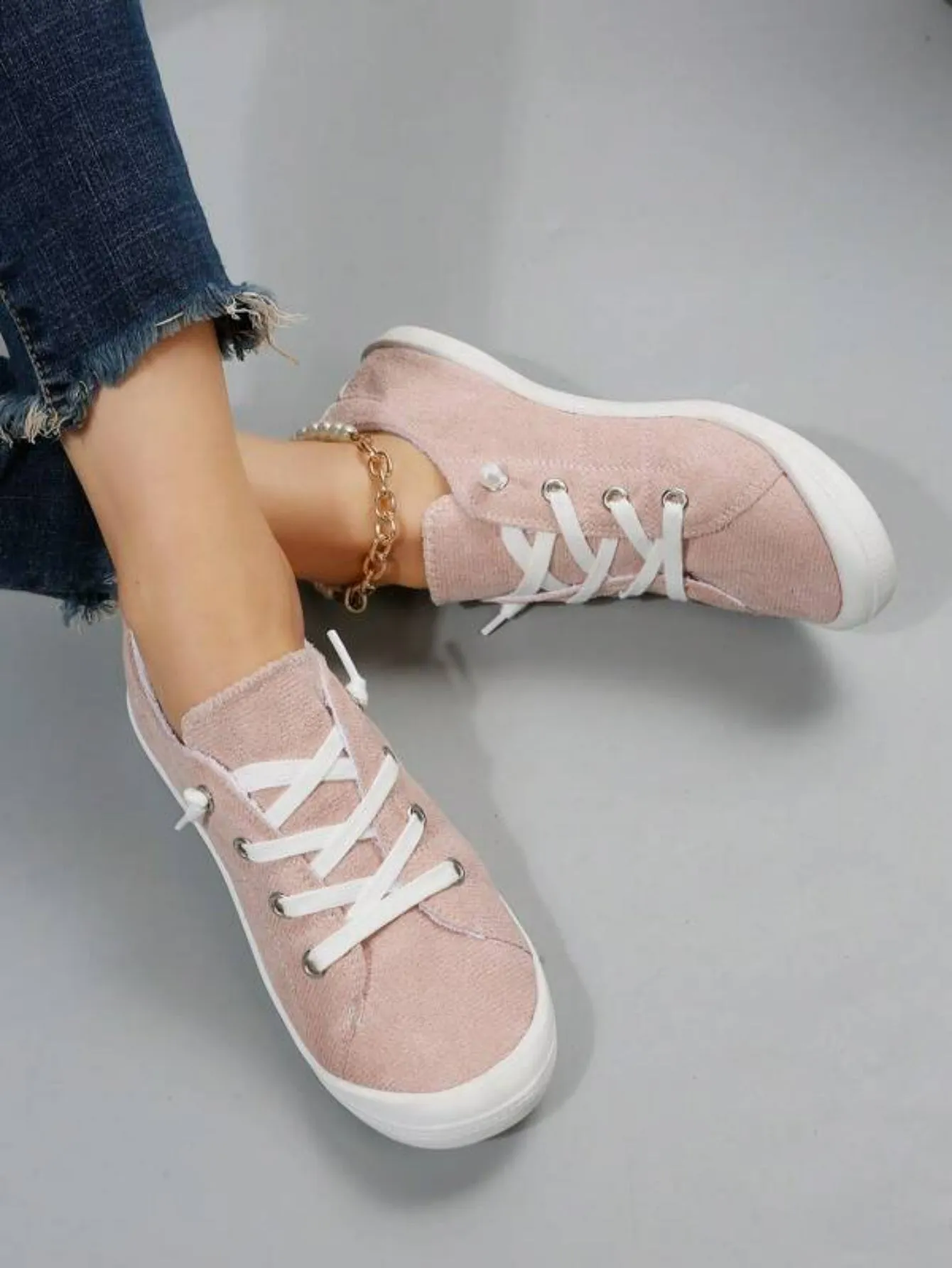 Lace Up Casual Sneakers