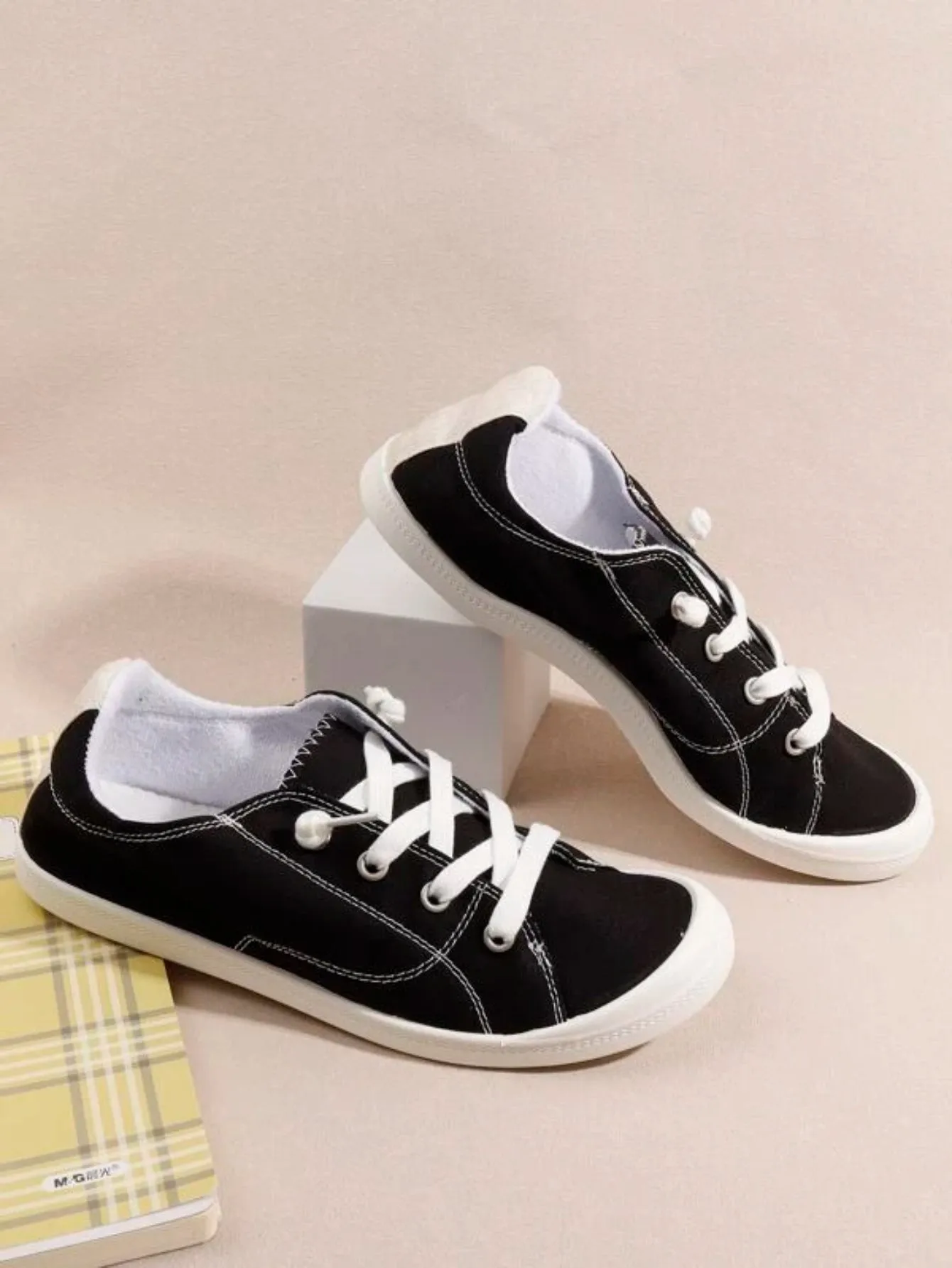 Lace Up Casual Sneakers