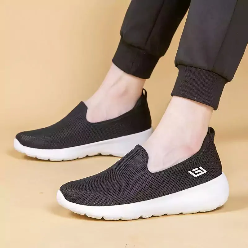 🔥Last Day 49% OFF - Women Light weight Soft-soled Flyknit Walking Shoes