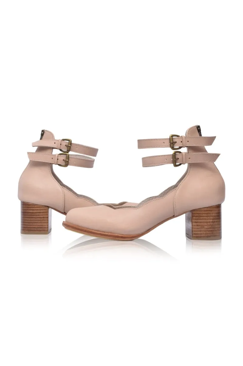Lily Valley Leather Heels in Ivory
