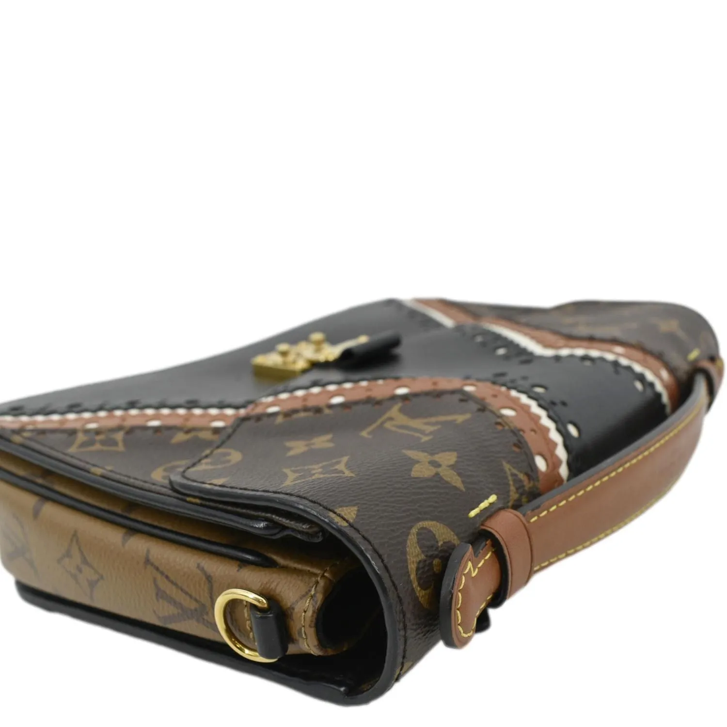 LOUIS VUITTON Metis Pochette Brogue Reverse Monogram Shoulder Bag Black