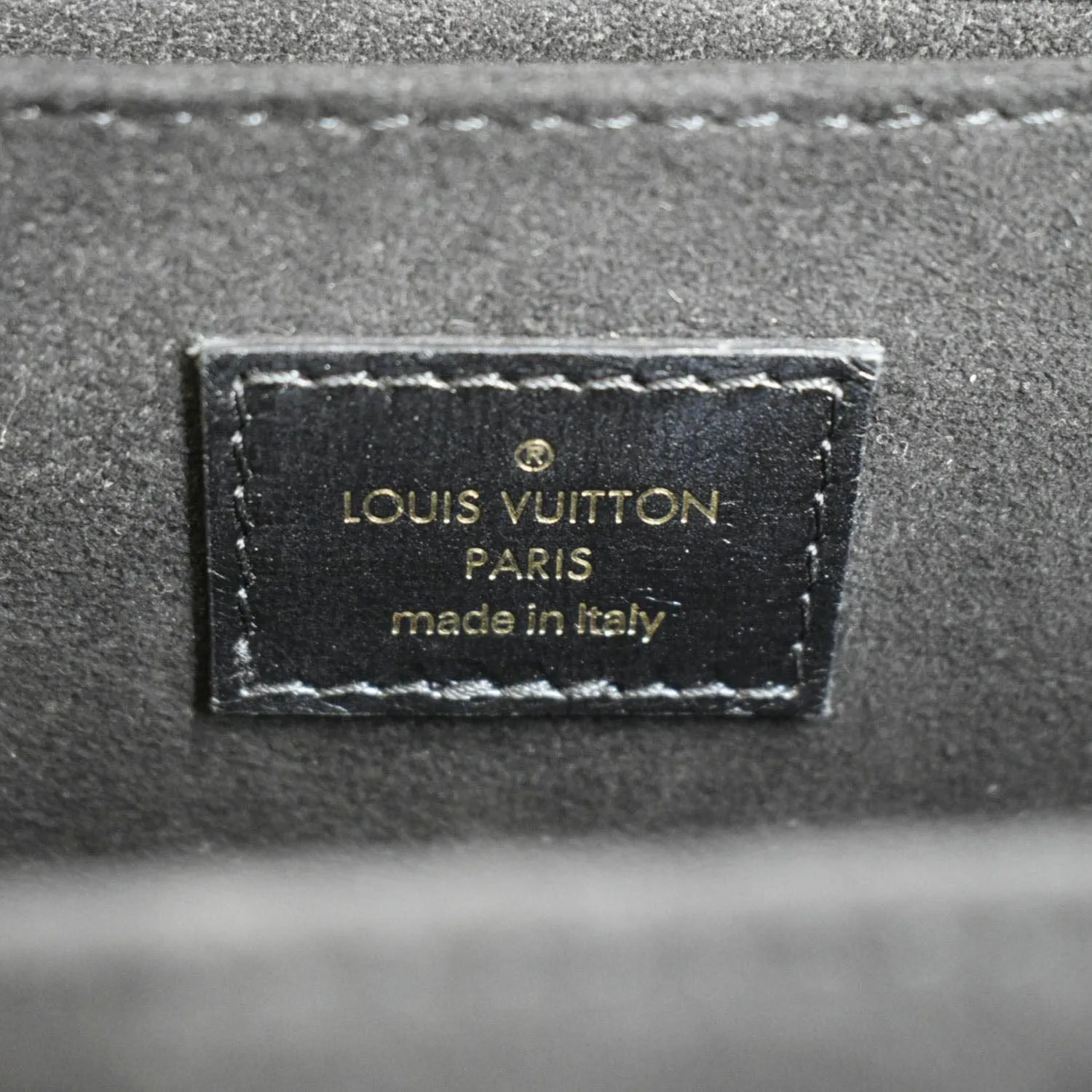 LOUIS VUITTON Metis Pochette Brogue Reverse Monogram Shoulder Bag Black