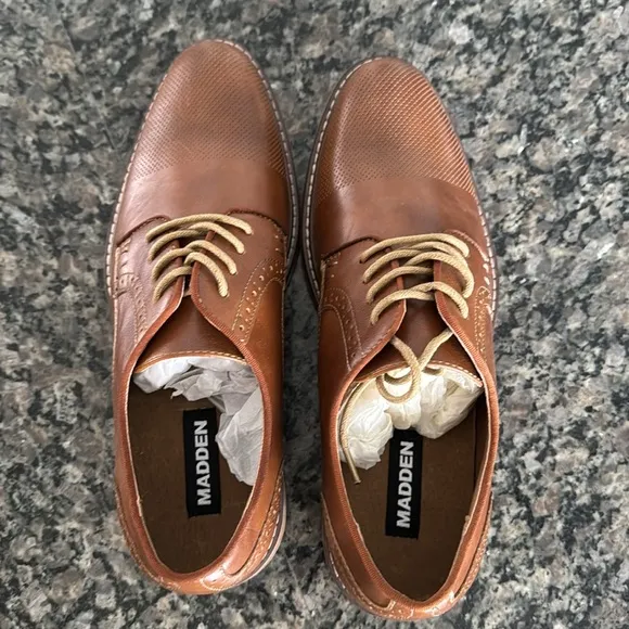 Madden men’s M-alk cognac Oxford  9M New