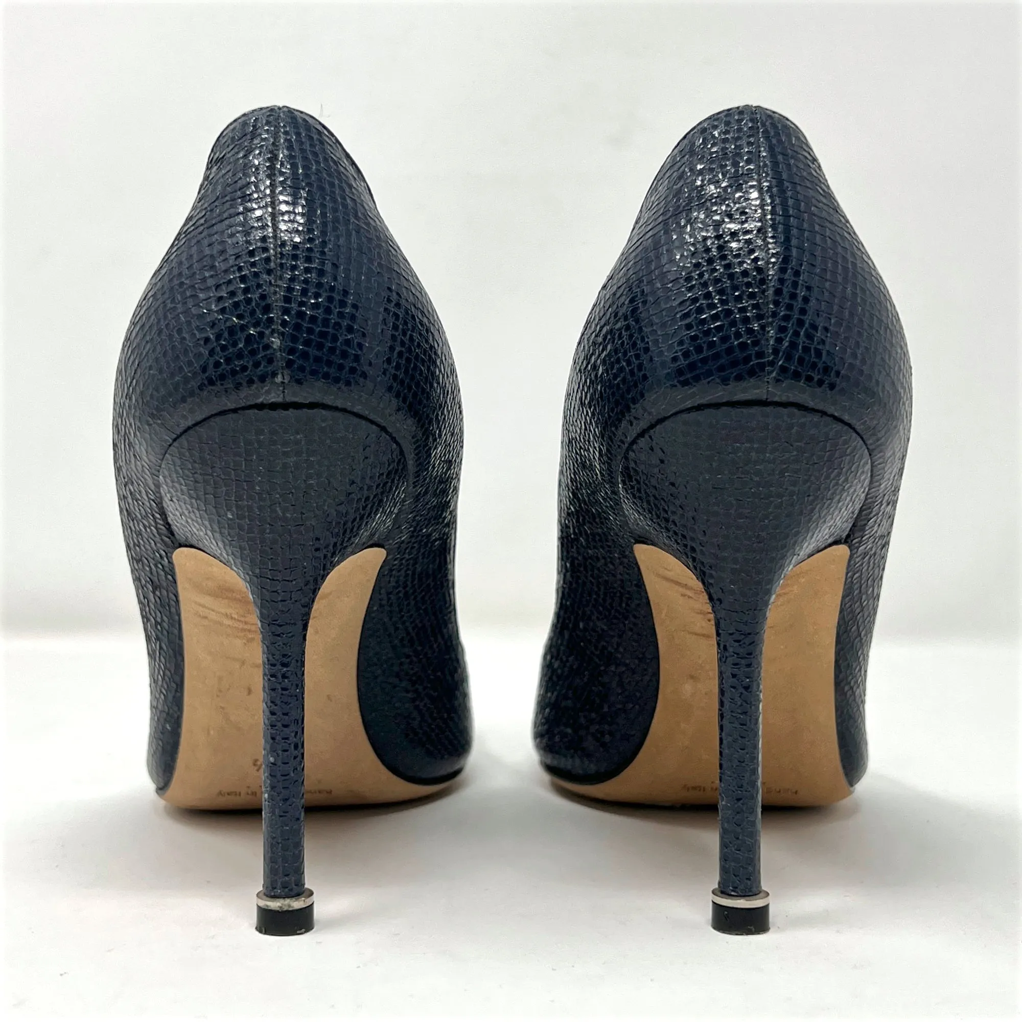 Manolo Blahnik Hangisi Blue Snakeskin Embossed Leather Crystal Buckle Pumps Size EU 36.5