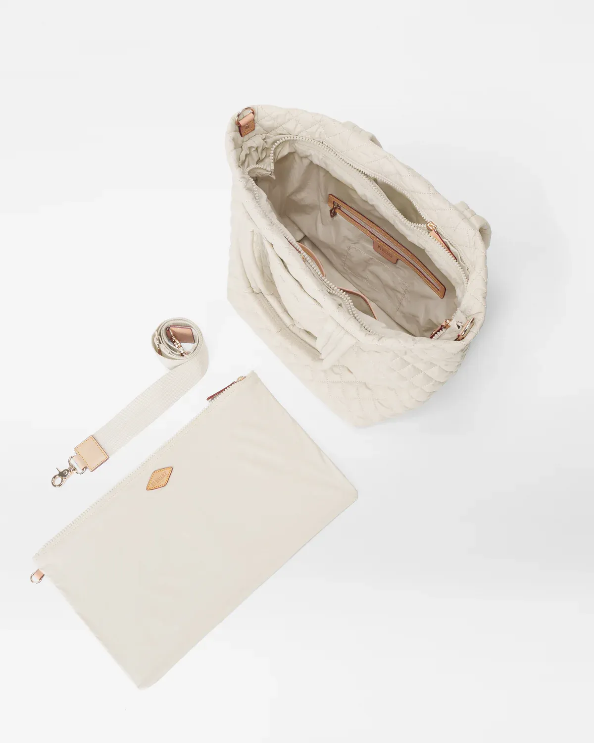 Medium Metro Tote Deluxe | Sandshell
