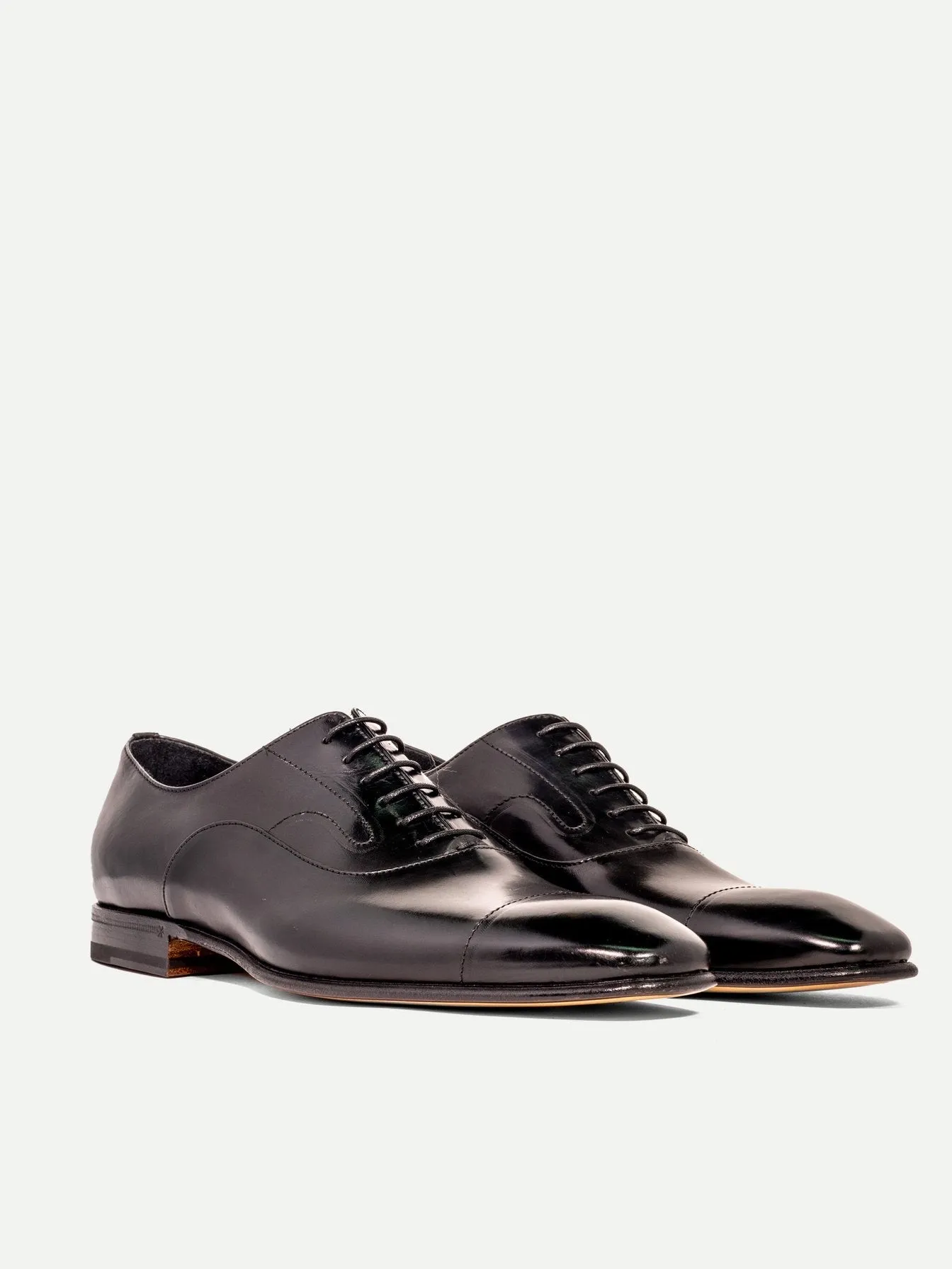 MILANO OXFORD IN BLACK CALFSKIN