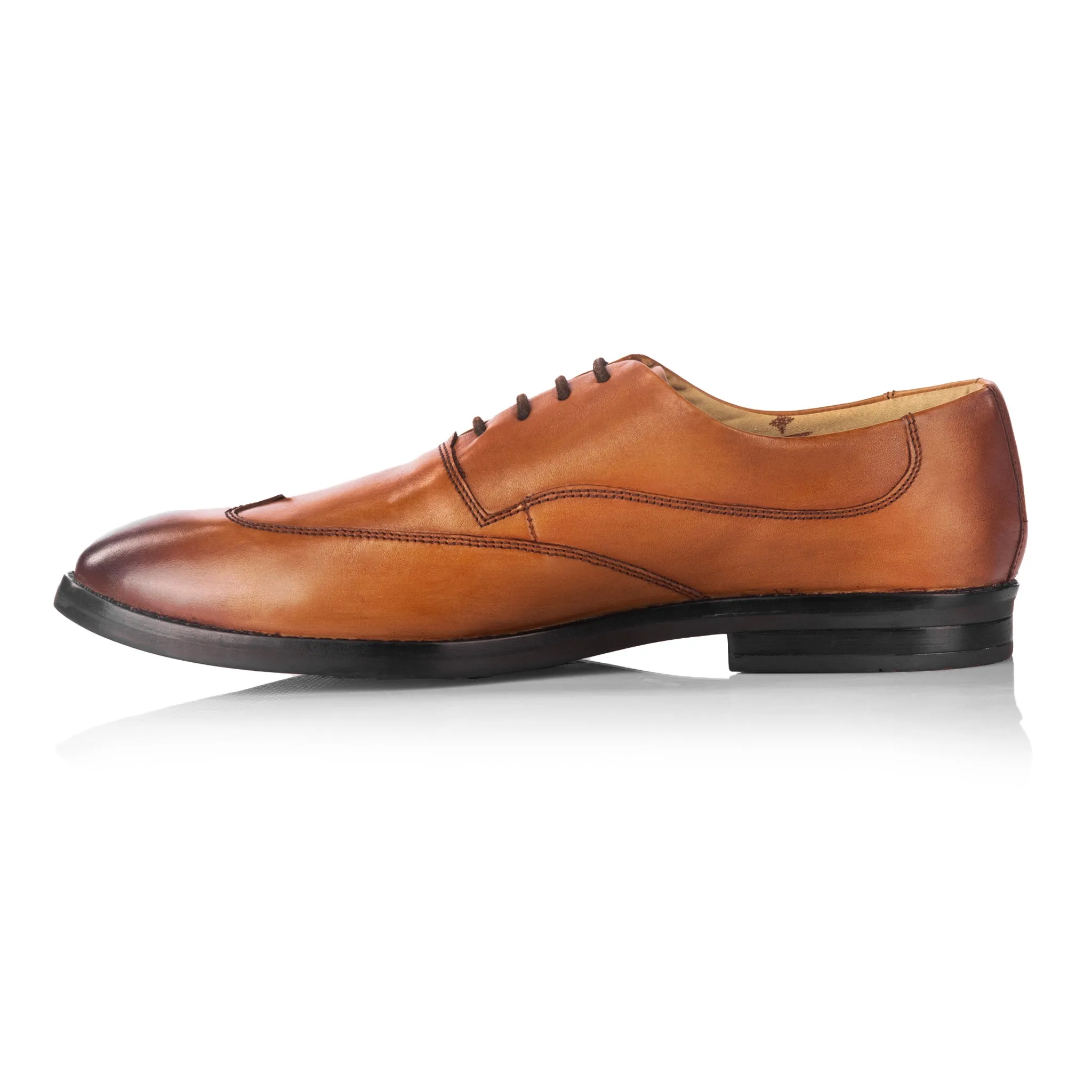 Miles Wing Oxford  (Tan)