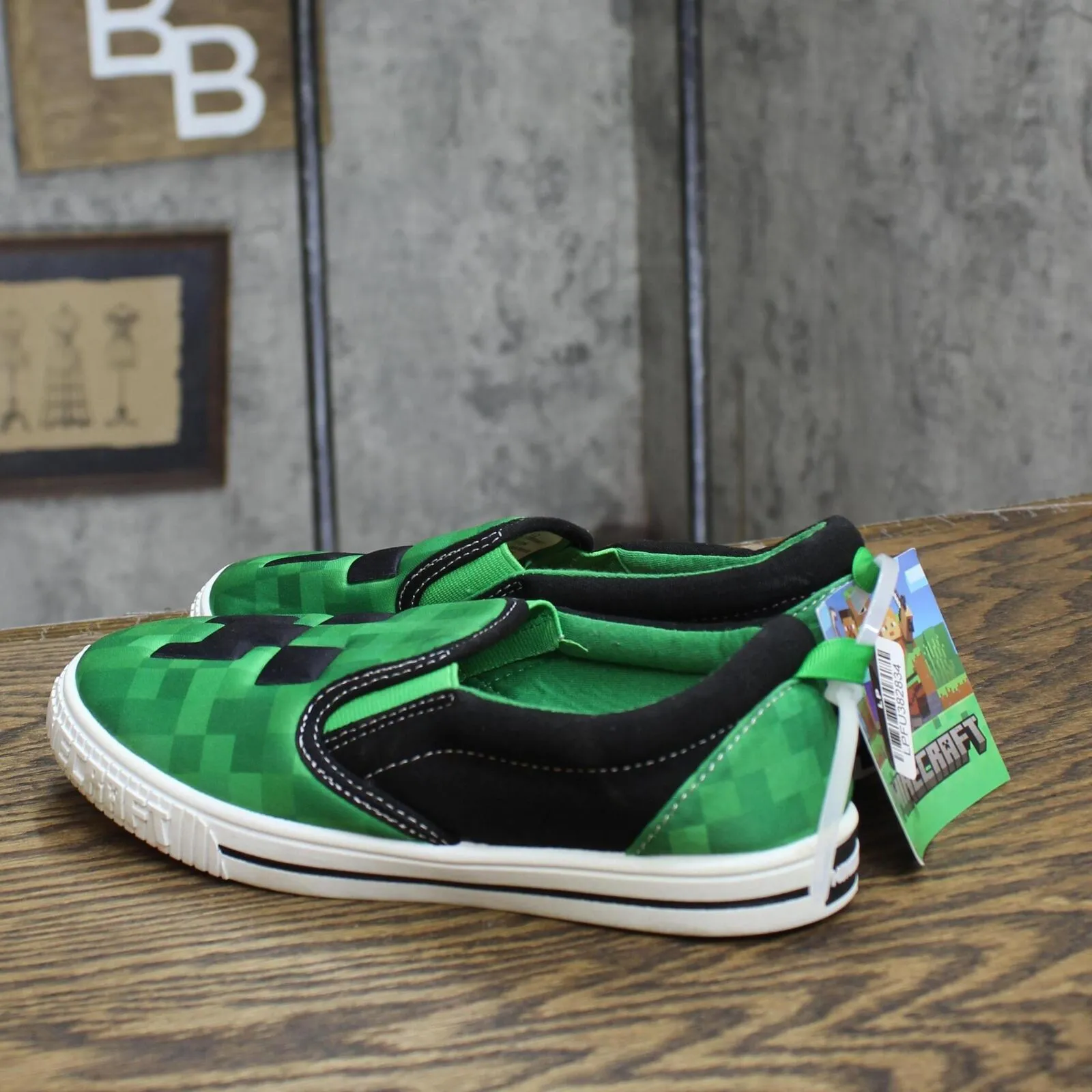 Minecraft Boys Creeper Slip-On Shoes 167594f44eea2f Green 2