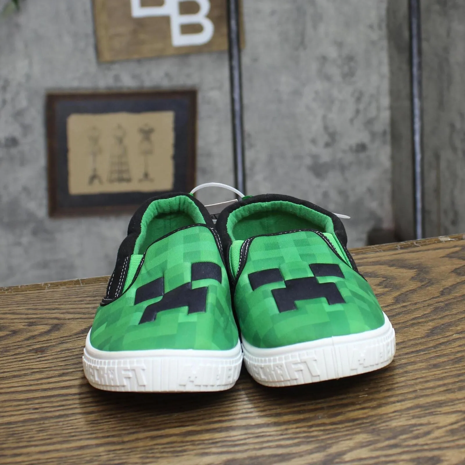 Minecraft Boys Creeper Slip-On Shoes 167594f44eea2f Green 2