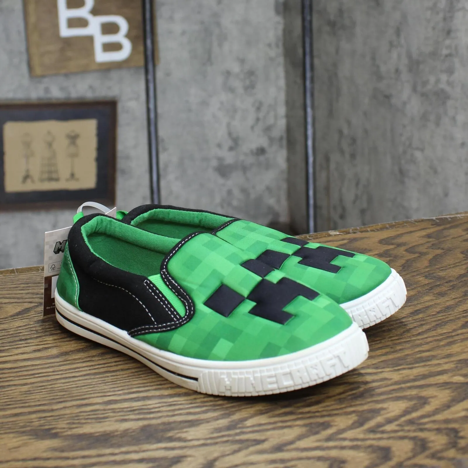 Minecraft Boys Creeper Slip-On Shoes 167594f44eea2f Green 2