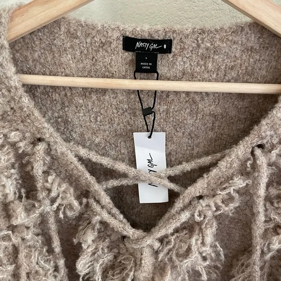 NWT Nasty Gal Oversized Lace Up Fringe jumper Beige size L wool blend