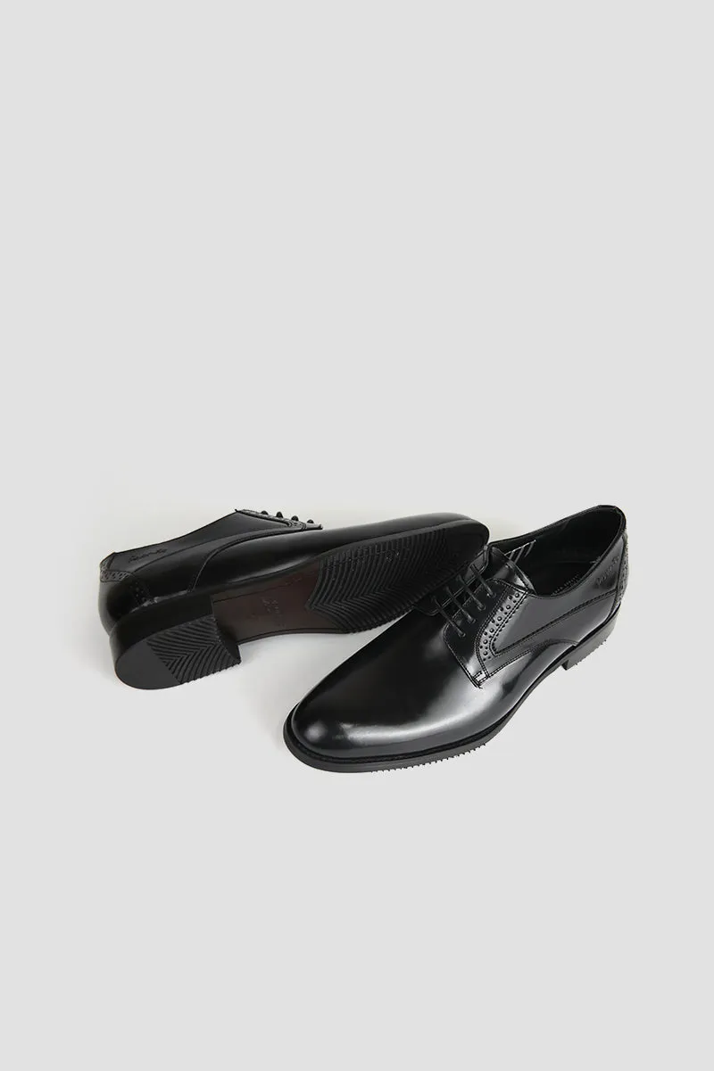 Onyx Derby