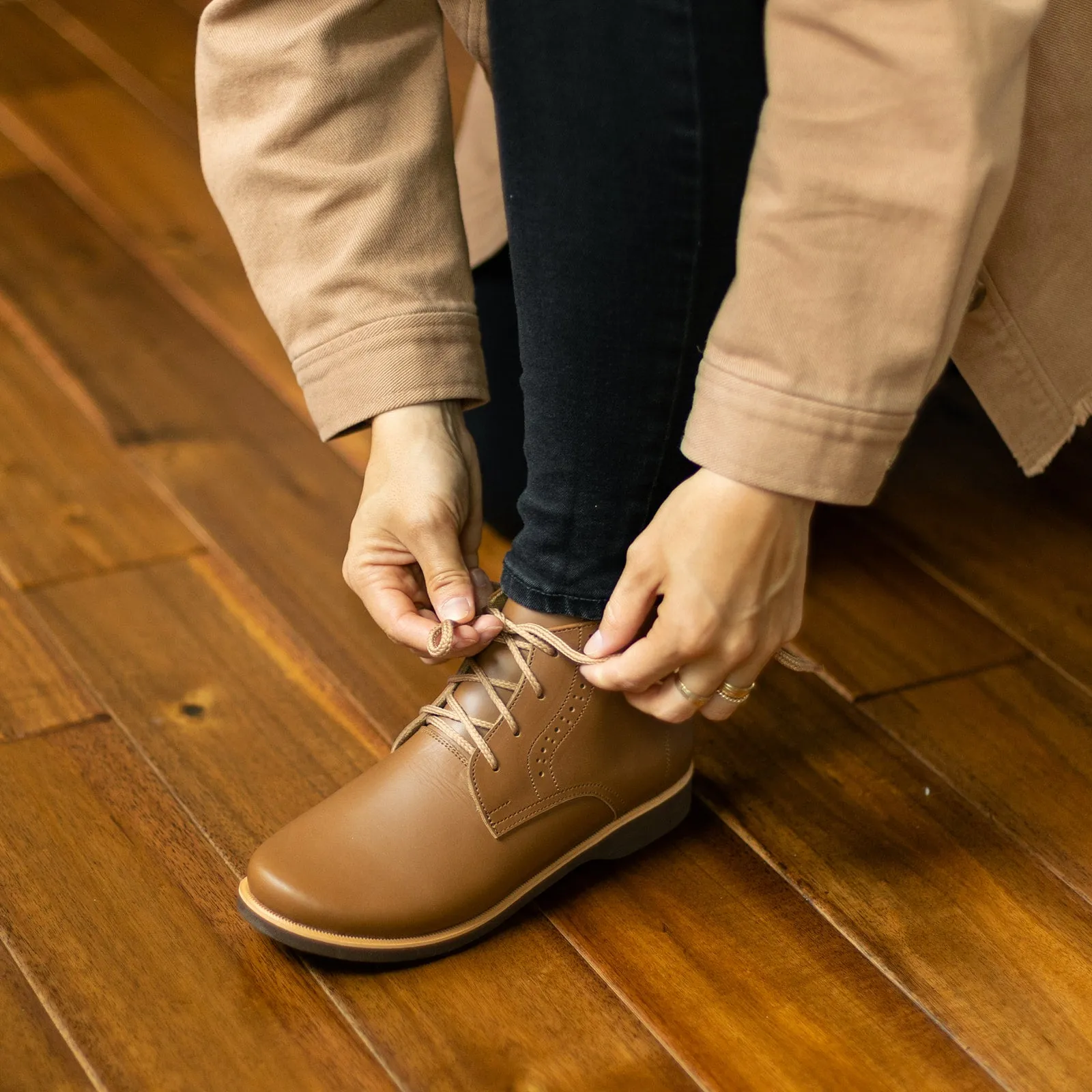 Paseo {Women's Leather Boots}