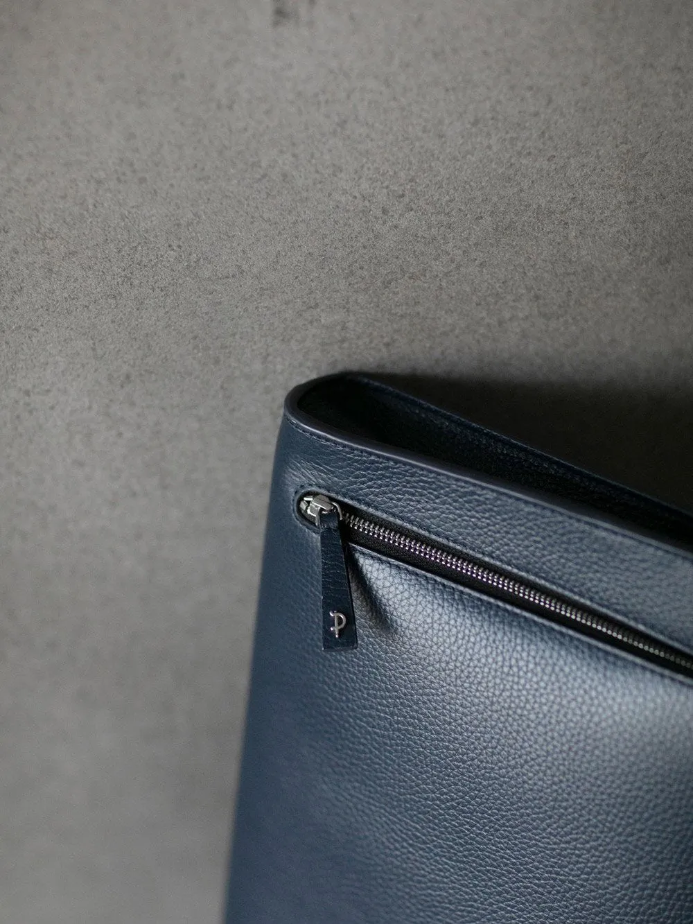 Perona   I   Bag - Small Leather Goods Bag Zinan In Oxford Blue