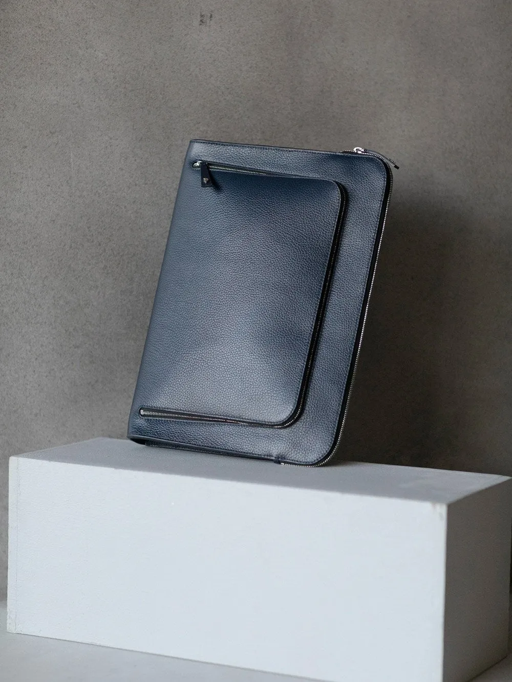 Perona   I   Bag - Small Leather Goods Bag Zinan In Oxford Blue