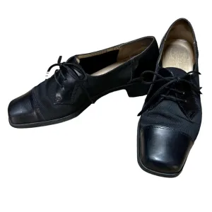 Salvatore Ferragamo Vintage Black Lace Up Oxford Heels Sz 8.5 Leather trim prep