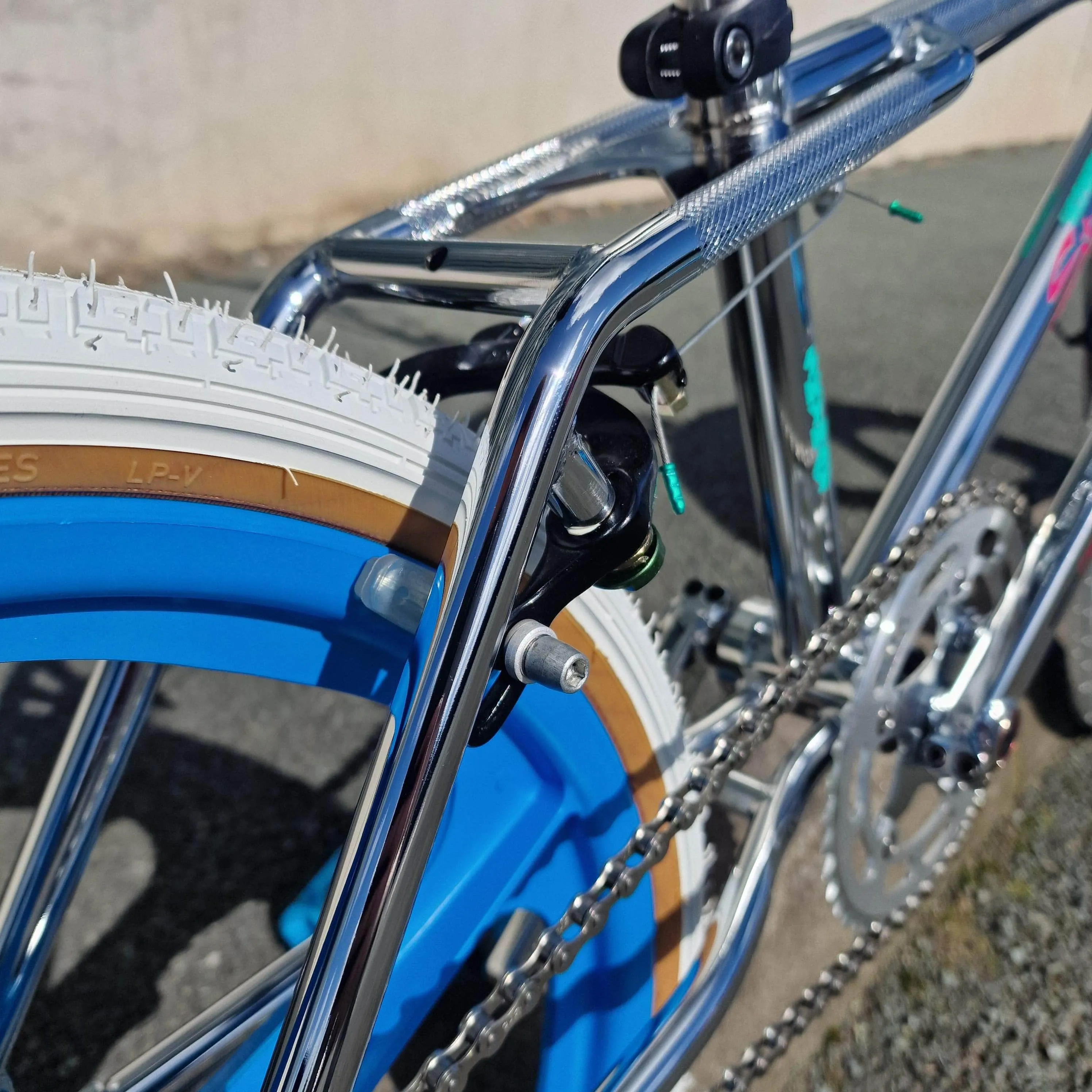 Skyway 2024 Street Beat Bike Chrome / Aqua