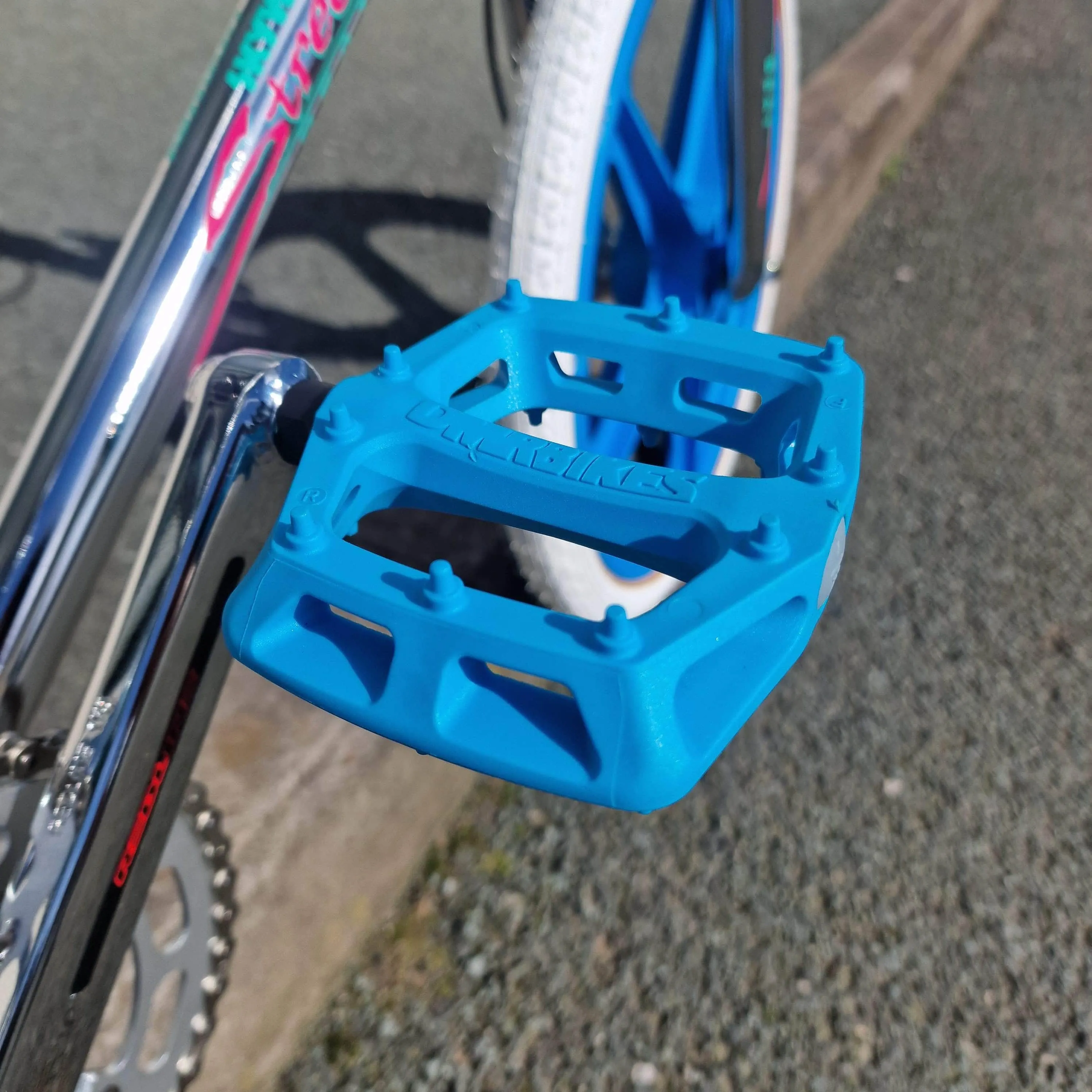 Skyway 2024 Street Beat Bike Chrome / Aqua