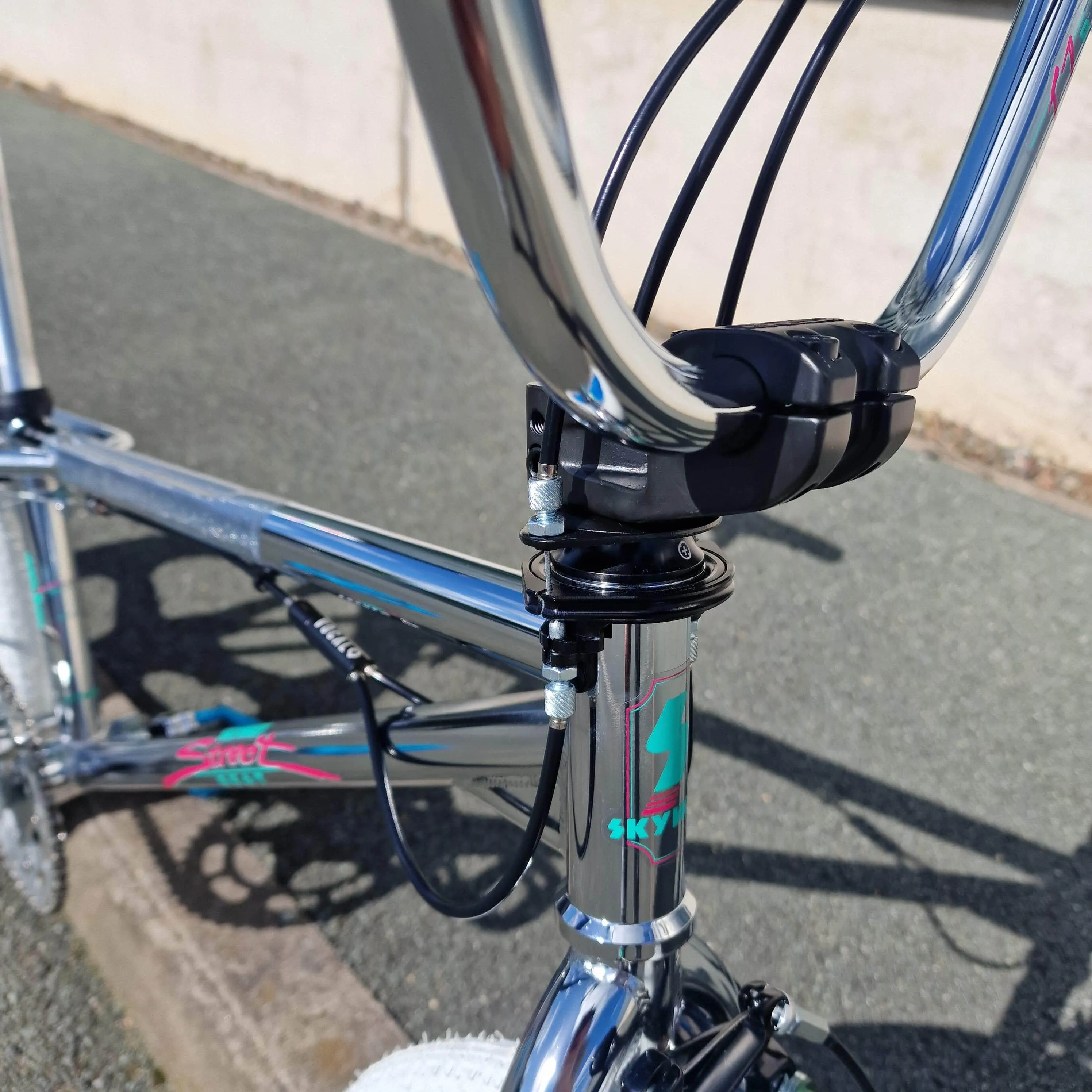Skyway 2024 Street Beat Bike Chrome / Aqua