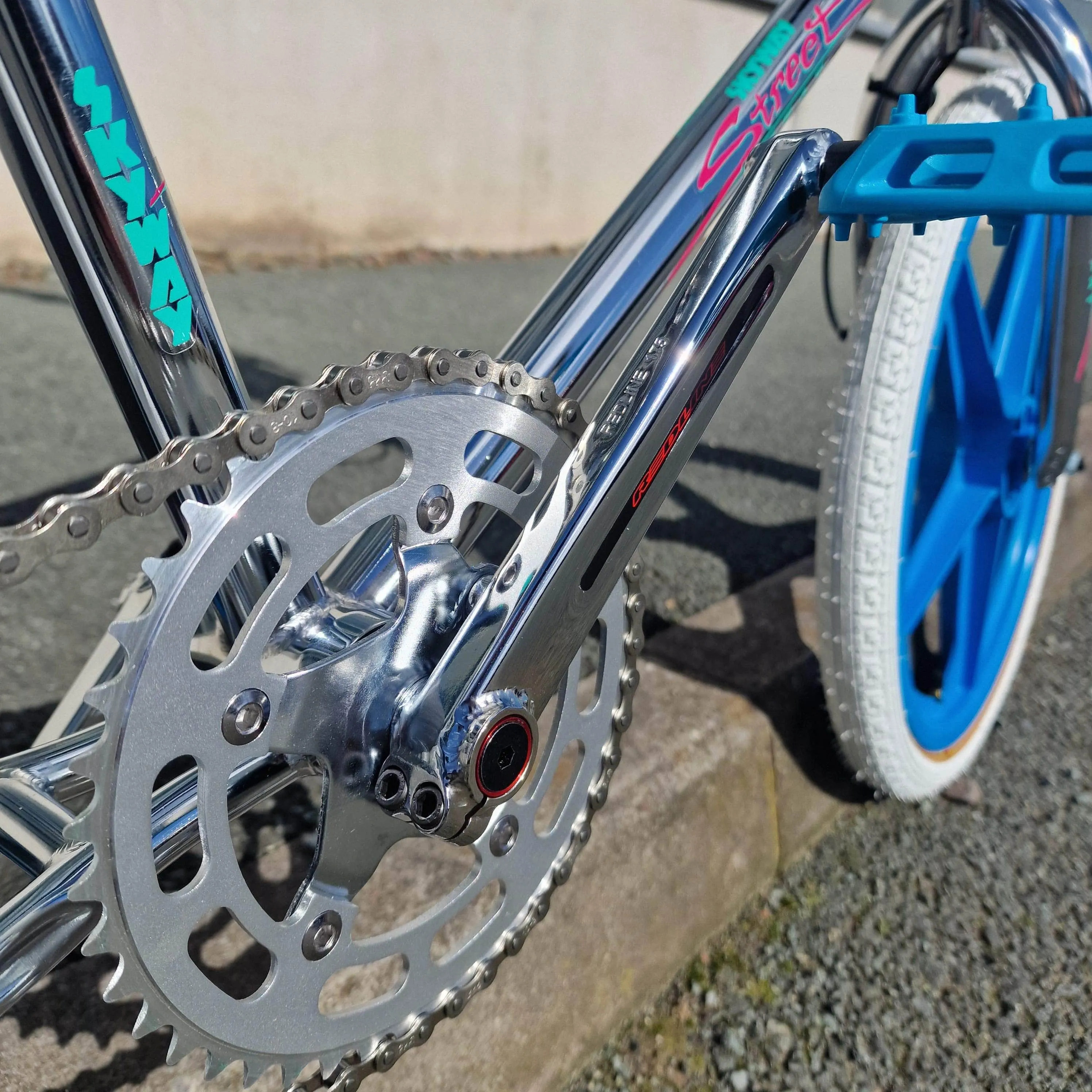 Skyway 2024 Street Beat Bike Chrome / Aqua
