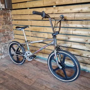 Skyway 2024 Street Beat Bike Chrome / Black